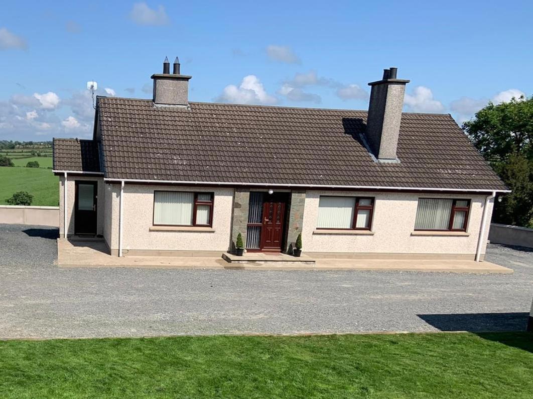 Gracey'S Hillside Lodge Ballyward Экстерьер фото