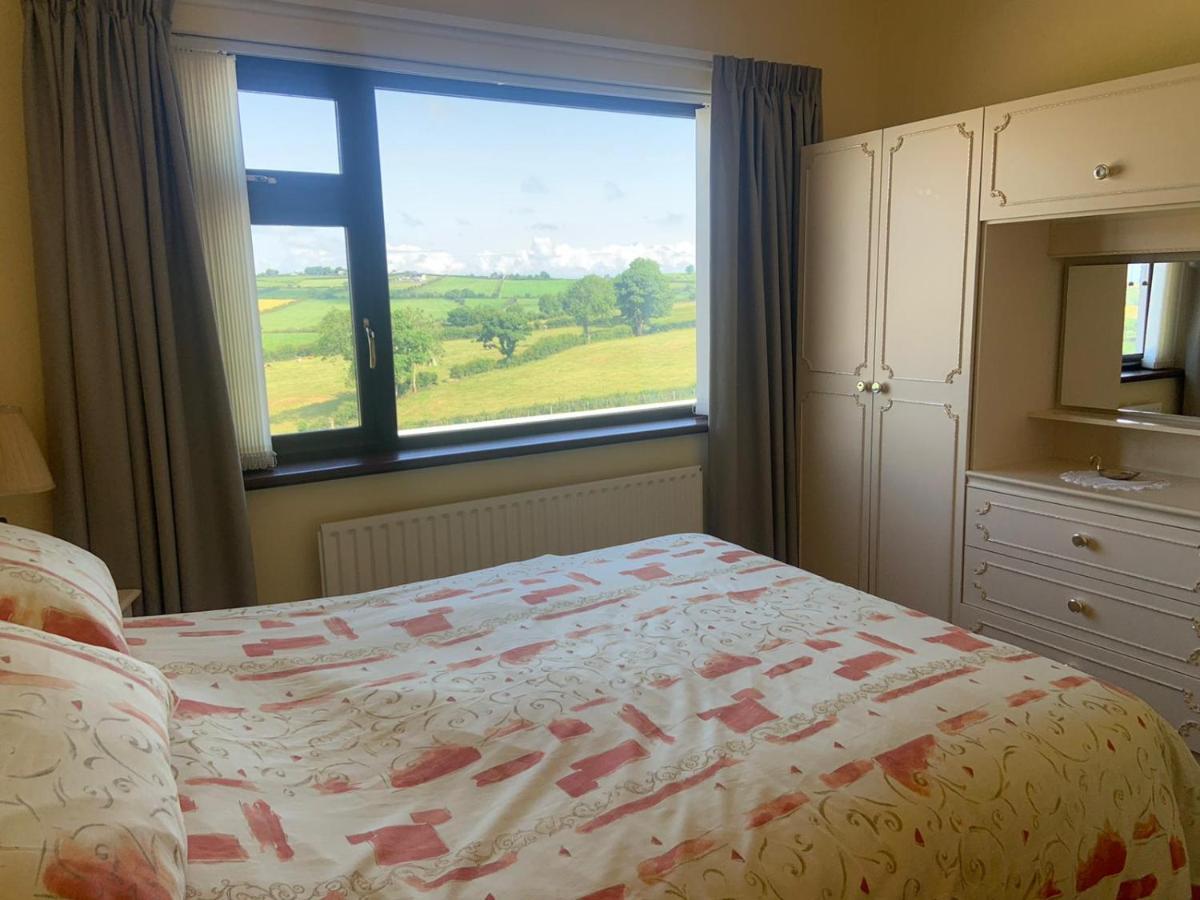 Gracey'S Hillside Lodge Ballyward Экстерьер фото