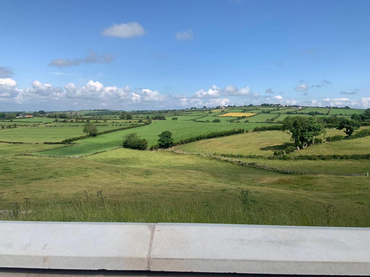 Gracey'S Hillside Lodge Ballyward Экстерьер фото